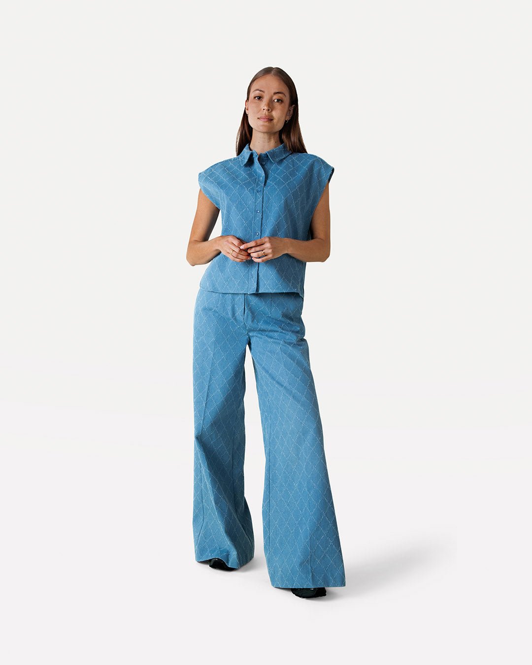 Benoite shirt & Nadine pants - Another - Label