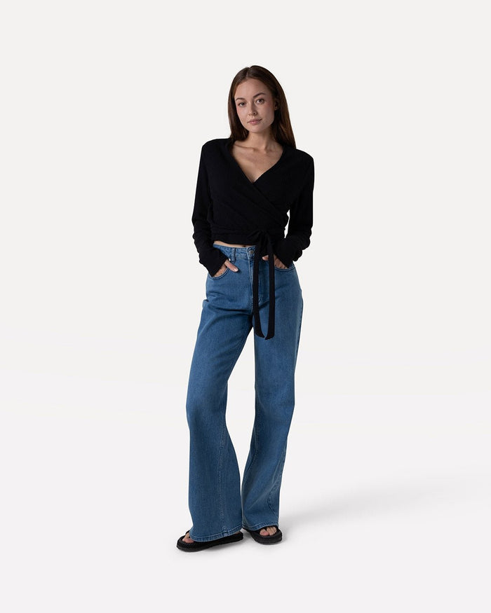 another label Bine top Black