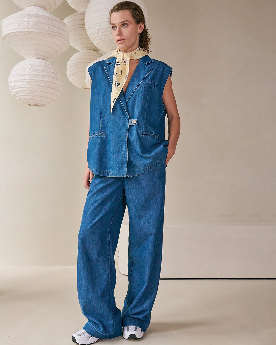 Regine blazer & Maddy denim pants - Another - Label