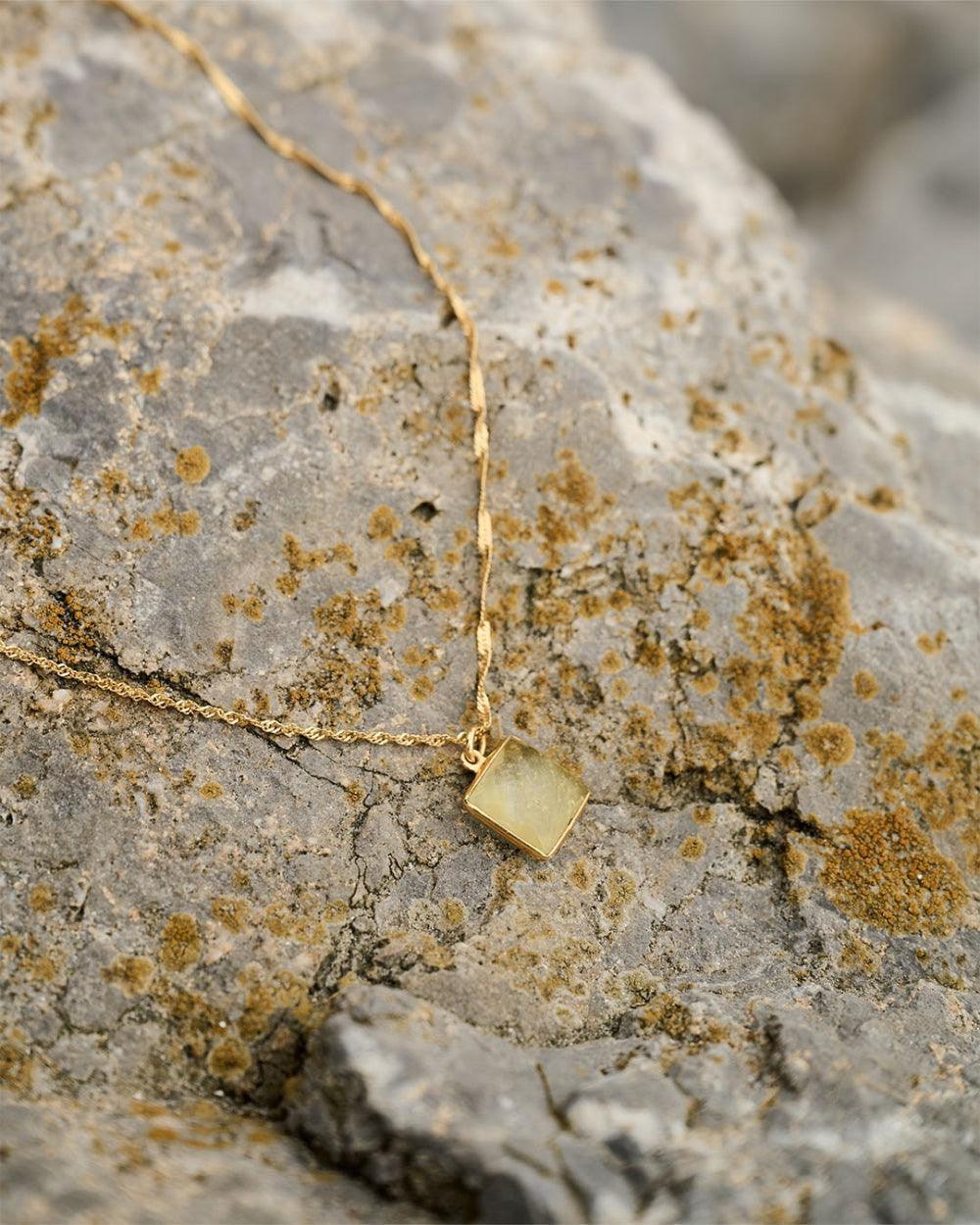 Pendant stone - Another-Label